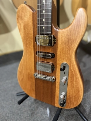 Godin Guitars - G49295 Radium Winchester Brown RN Electric Guitar 2